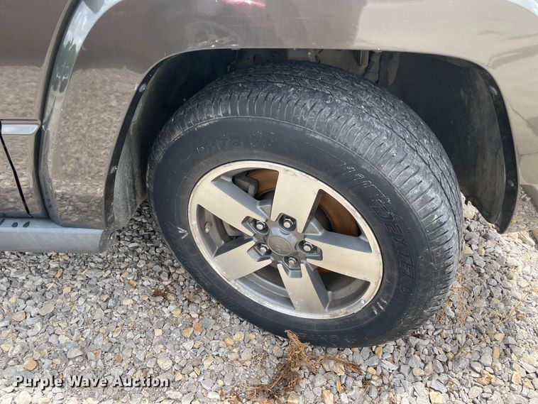 image for item IC9486 2006 Jeep Commander  SUV