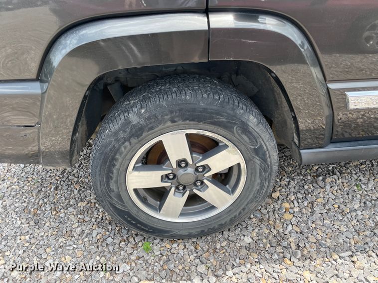 image for item IC9486 2006 Jeep Commander  SUV