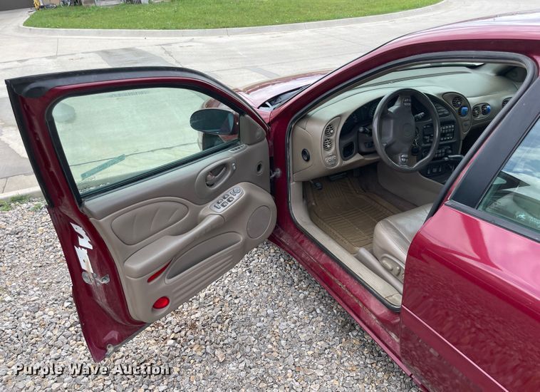 image for item IC9487 2003 Pontiac Bonneville