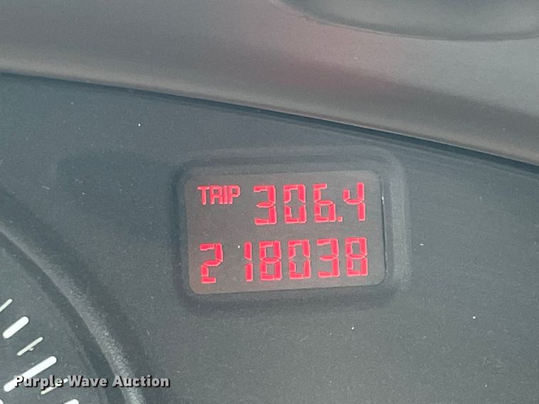 image for item IC9487 2003 Pontiac Bonneville