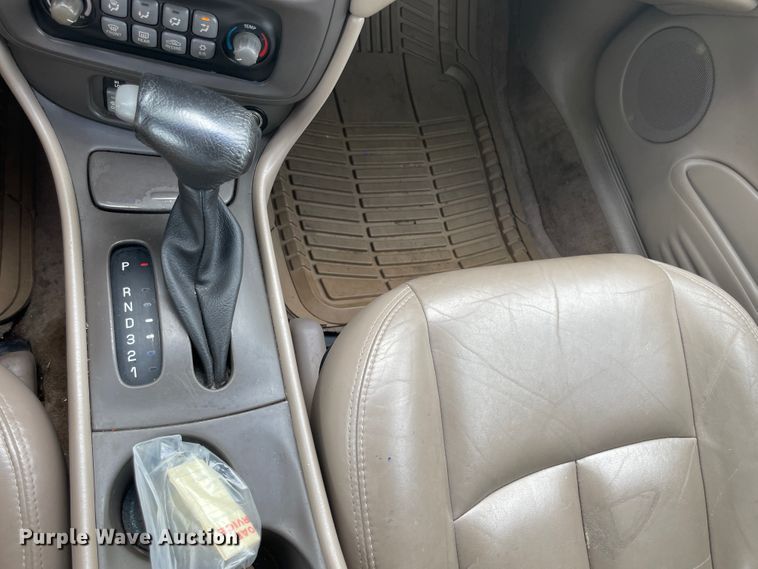 image for item IC9487 2003 Pontiac Bonneville