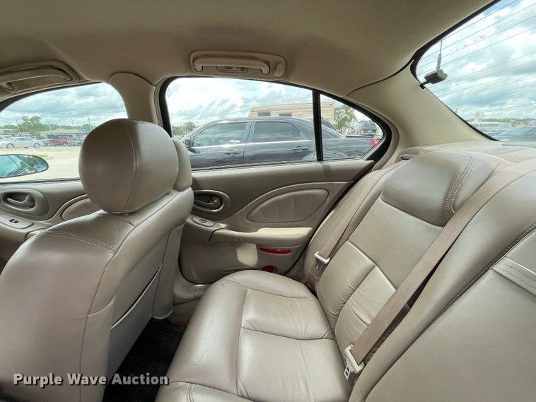 image for item IC9487 2003 Pontiac Bonneville