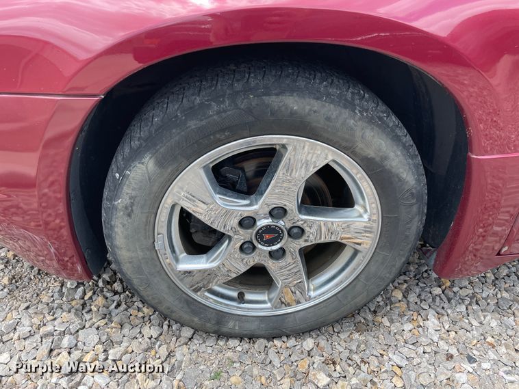 image for item IC9487 2003 Pontiac Bonneville