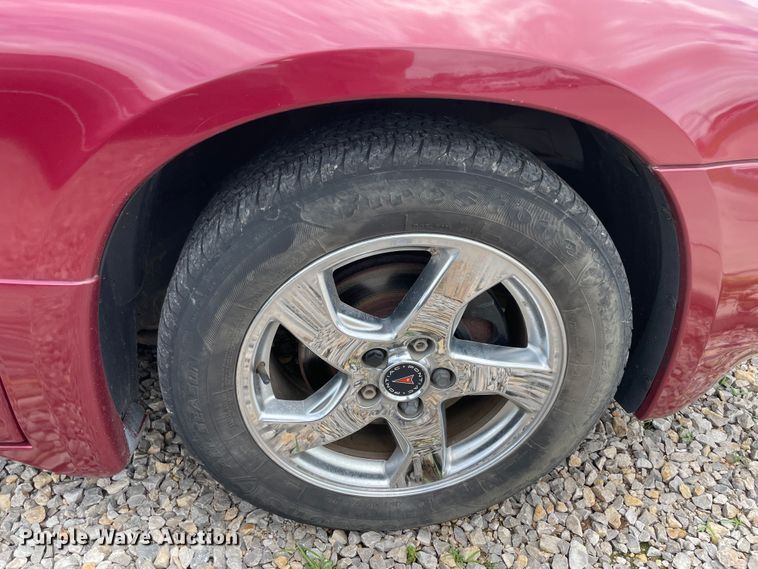 image for item IC9487 2003 Pontiac Bonneville