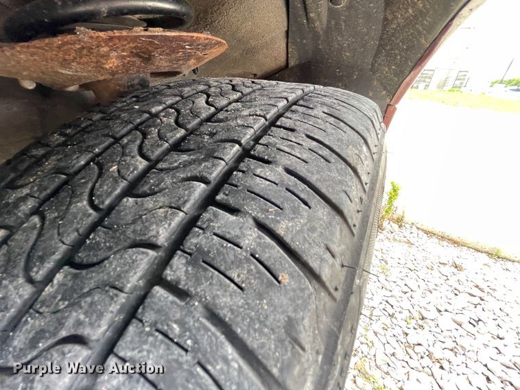 image for item IC9487 2003 Pontiac Bonneville