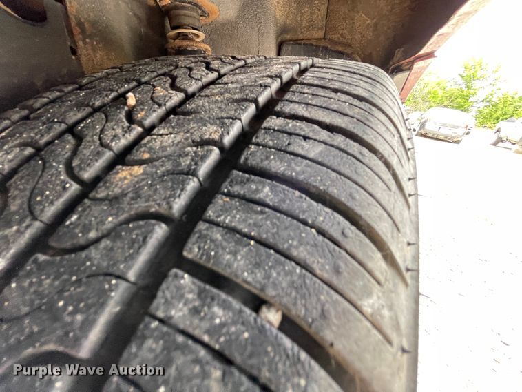 image for item IC9487 2003 Pontiac Bonneville