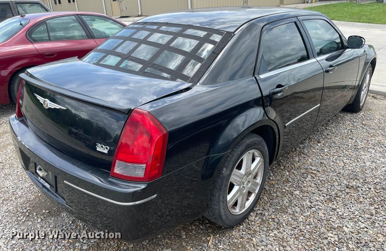 image for item IC9488 2006 Chrysler 300