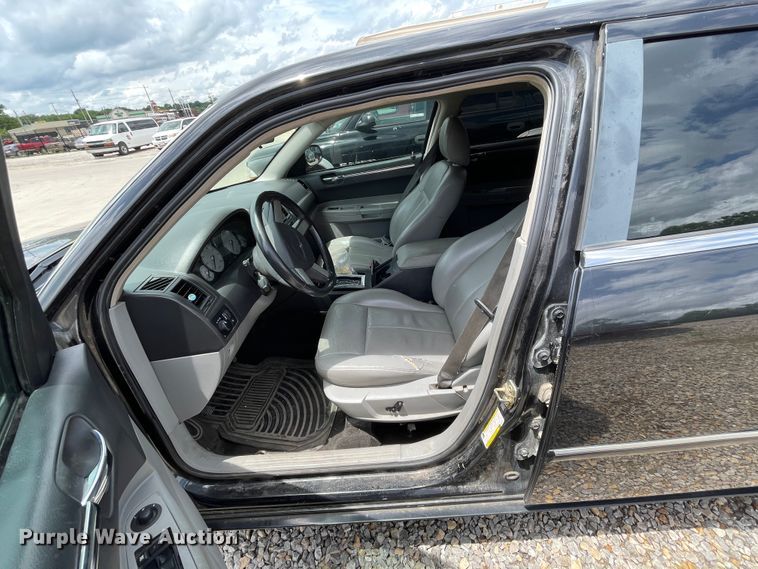 image for item IC9488 2006 Chrysler 300