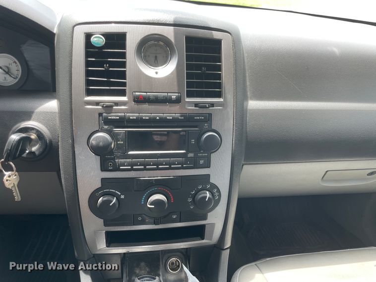 image for item IC9488 2006 Chrysler 300