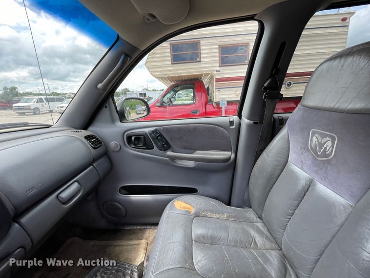 image for item IC9489 1999 Dodge Durango  SUV