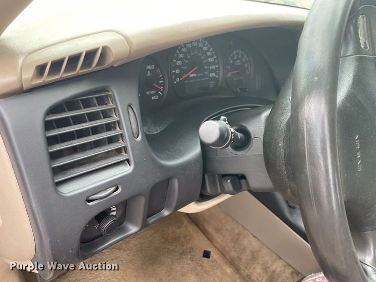 image for item IC9490 2004 Chevrolet Monte Carlo