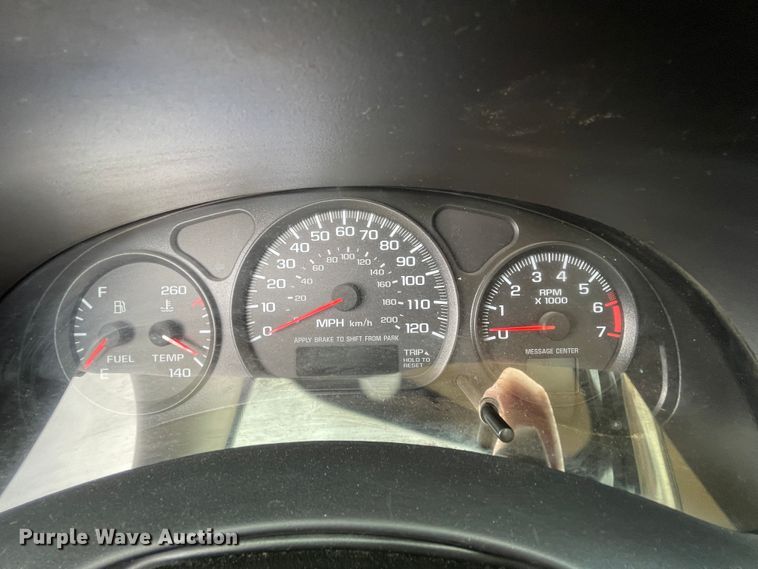 image for item IC9490 2004 Chevrolet Monte Carlo