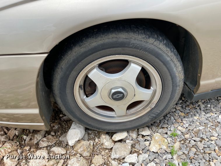 image for item IC9490 2004 Chevrolet Monte Carlo