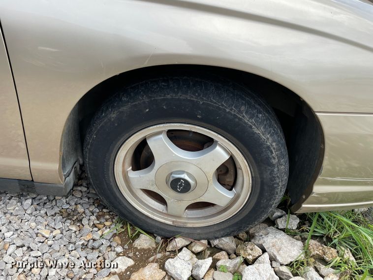 image for item IC9490 2004 Chevrolet Monte Carlo