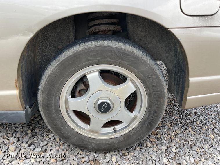 image for item IC9490 2004 Chevrolet Monte Carlo