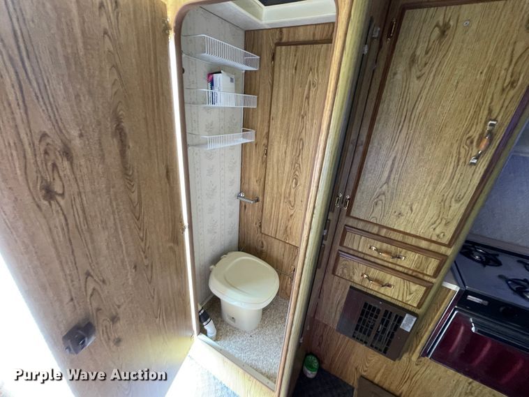 image for item IC9491 1998 Ford F150  pickup truck