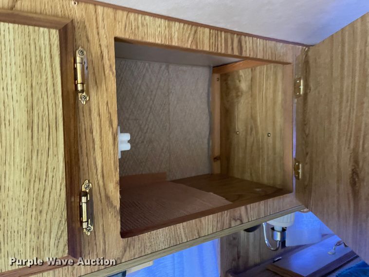 image for item IC9491 1998 Ford F150  pickup truck