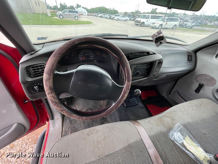 image for item IC9491 1998 Ford F150  pickup truck