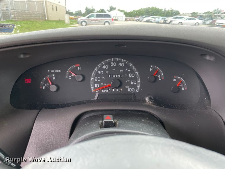 image for item IC9491 1998 Ford F150  pickup truck