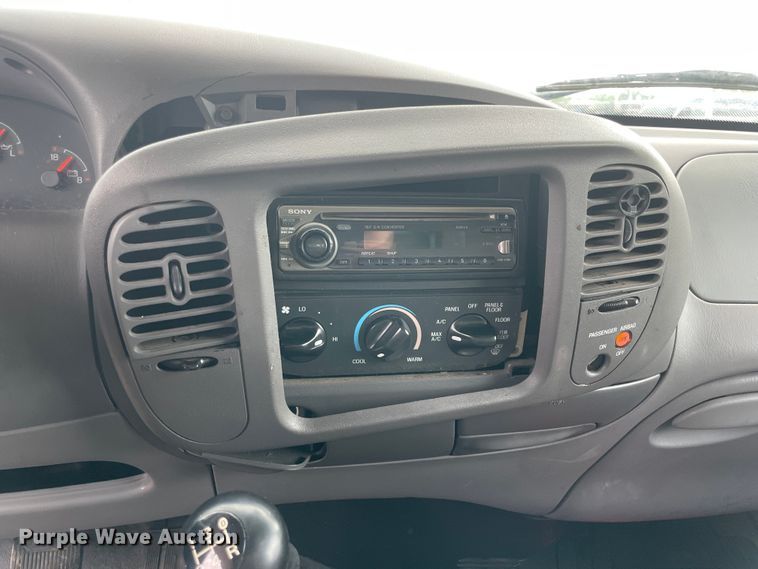 image for item IC9491 1998 Ford F150  pickup truck