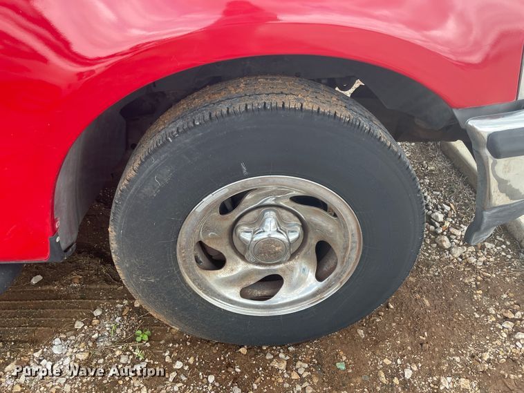 image for item IC9491 1998 Ford F150  pickup truck