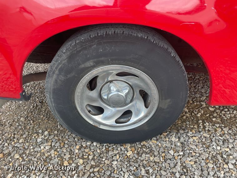 image for item IC9491 1998 Ford F150  pickup truck