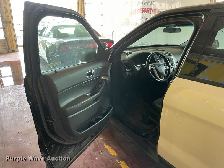 image for item IC9493 2013 Ford Explorer Police  SUV