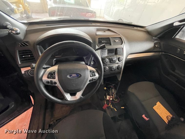 image for item IC9493 2013 Ford Explorer Police  SUV