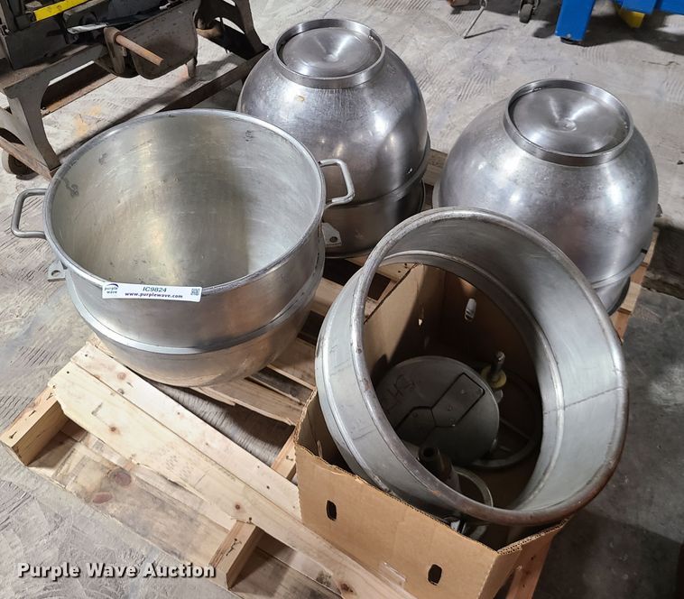 (6) mixer bowls in Kansas City, MO Item IC9824 sold Purple Wave