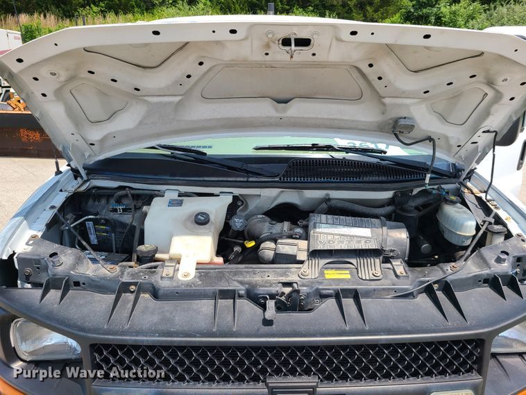 image for item IC9844 2006 Chevrolet Express 1500  van