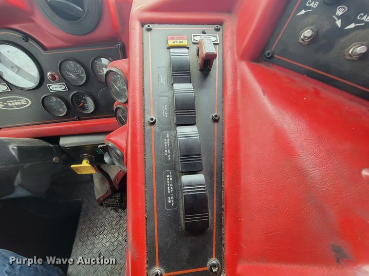 image for item IF9932 1995 Emergency One Cyclone  fire truck