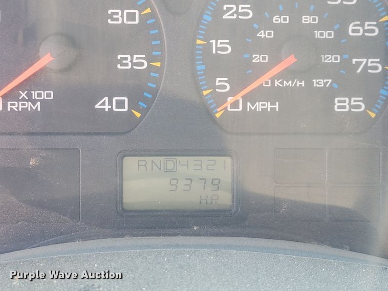 image for item IF9952 2007 International 7400  dump truck