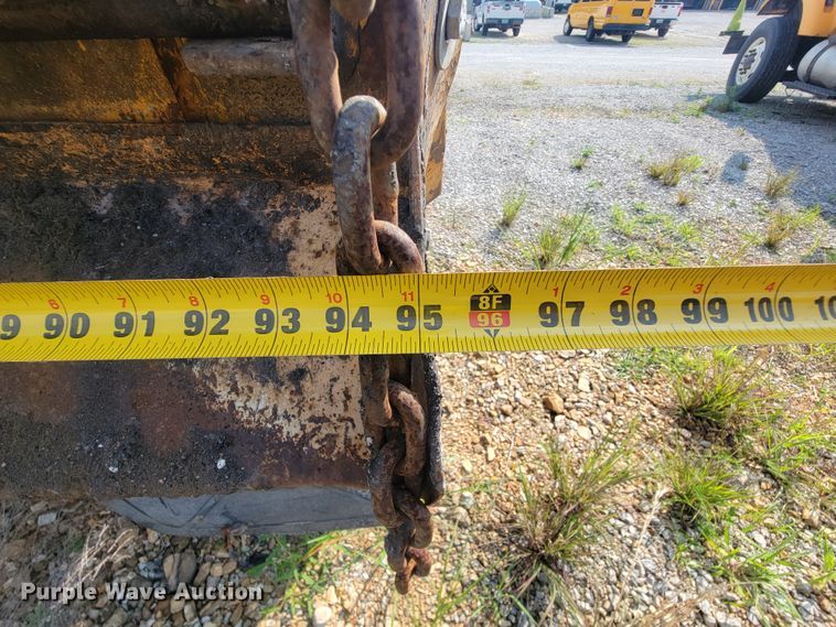 image for item IF9952 2007 International 7400  dump truck