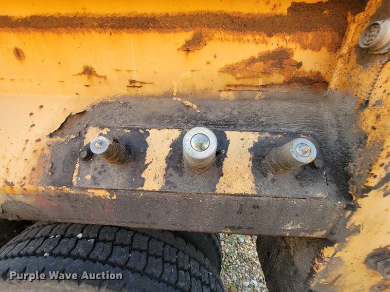 image for item IF9952 2007 International 7400  dump truck