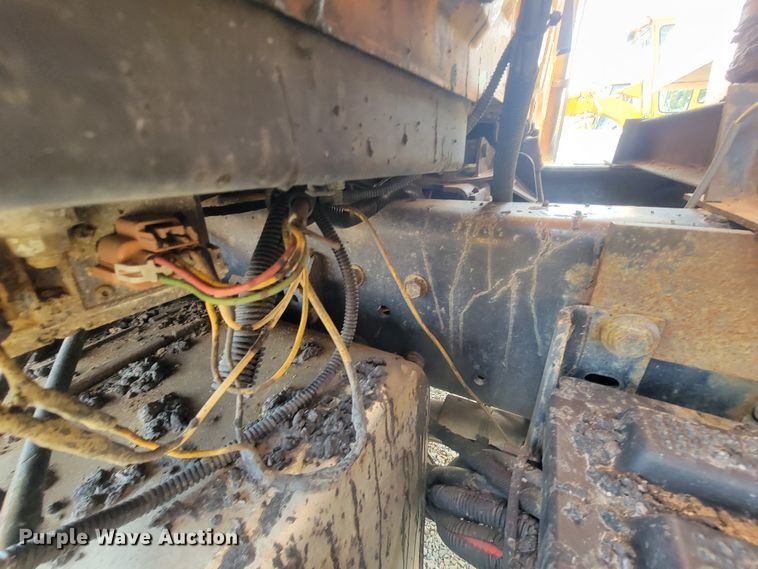 image for item IF9953 2006 International 7400  dump truck