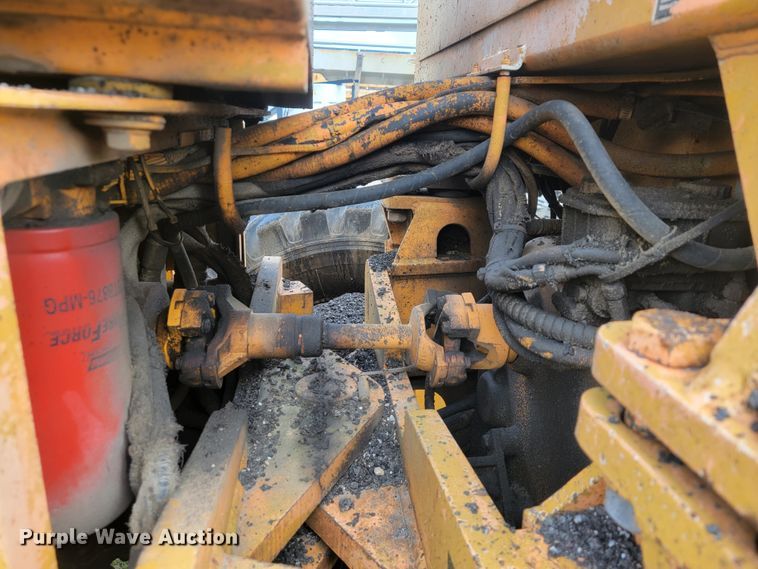 image for item IF9954 1993 Champion 720A  motor grader