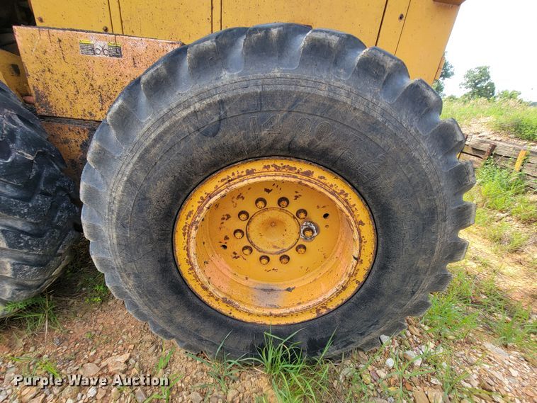 image for item IF9954 1993 Champion 720A  motor grader