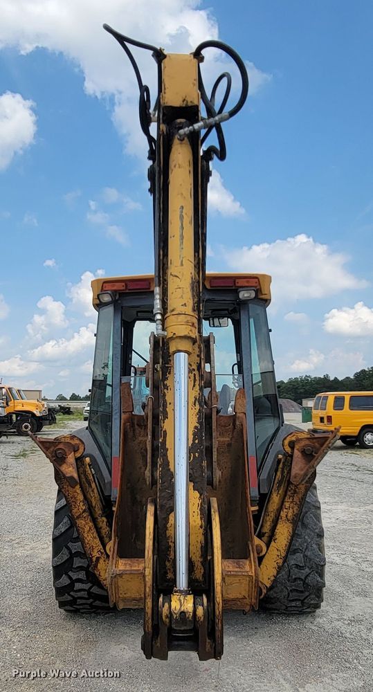 image for item IF9955 2002 John Deere 310SG  backhoe