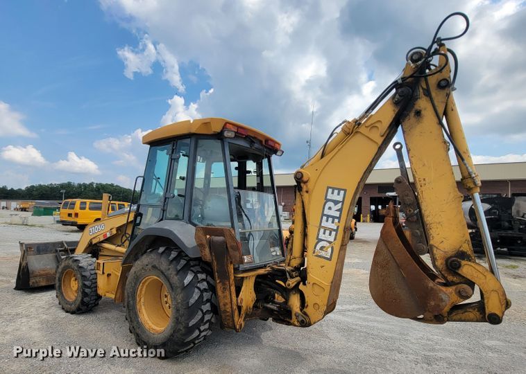 image for item IF9955 2002 John Deere 310SG  backhoe