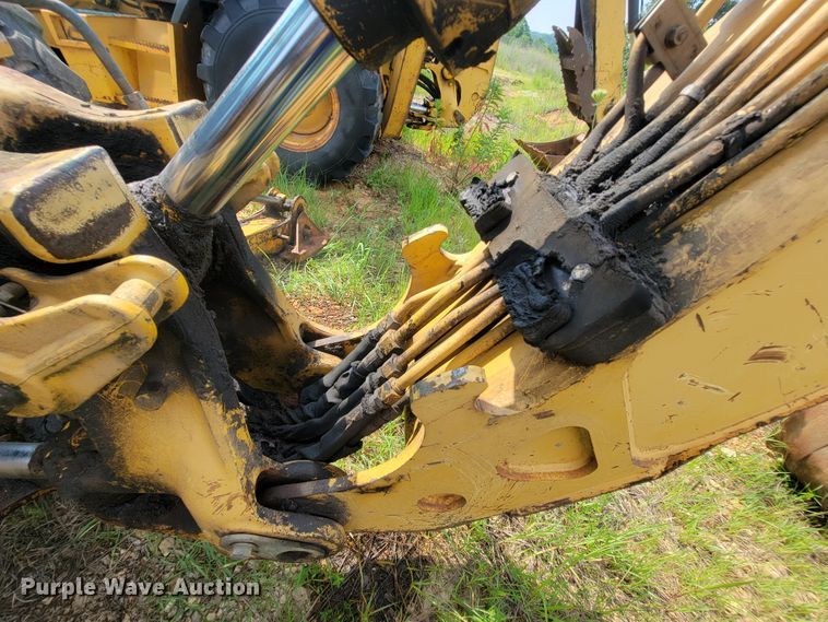 image for item IF9955 2002 John Deere 310SG  backhoe