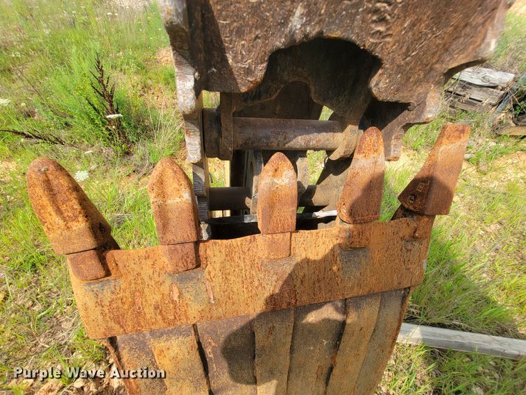 image for item IF9955 2002 John Deere 310SG  backhoe