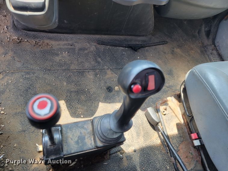 image for item IF9957 2006 International 7400  dump truck