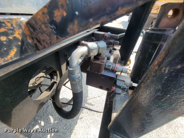 image for item IF9957 2006 International 7400  dump truck