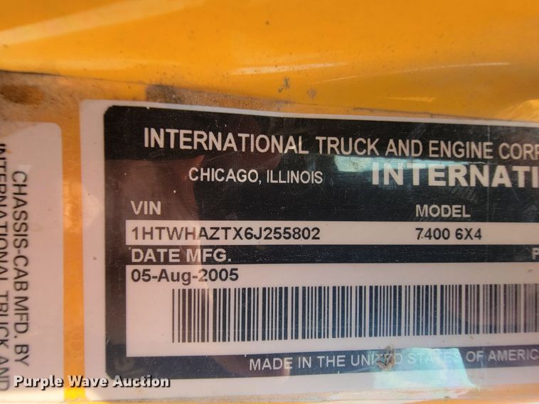 image for item IF9957 2006 International 7400  dump truck
