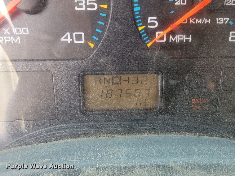 image for item IF9958 2006 International 7400  dump truck