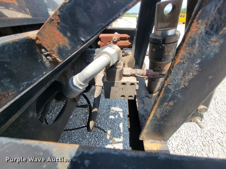 image for item IF9958 2006 International 7400  dump truck