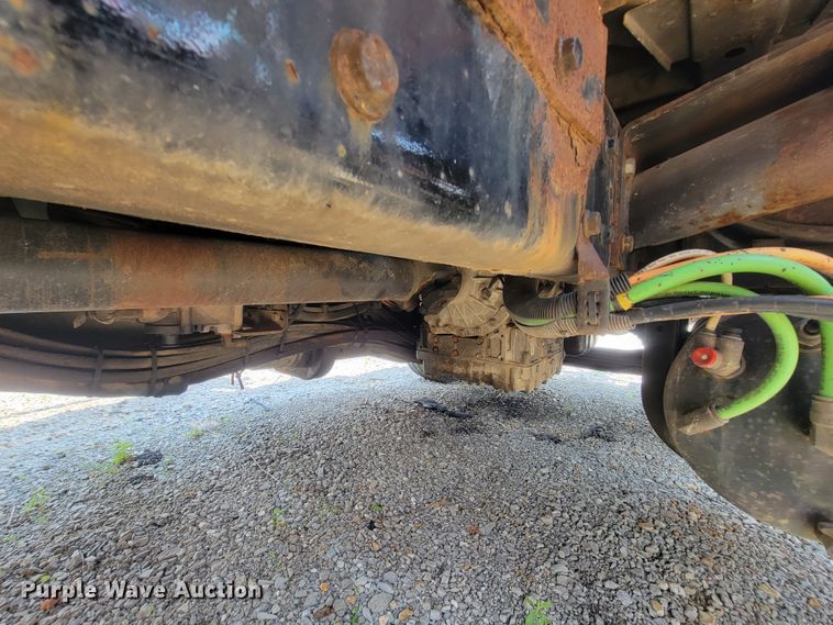 image for item IF9958 2006 International 7400  dump truck