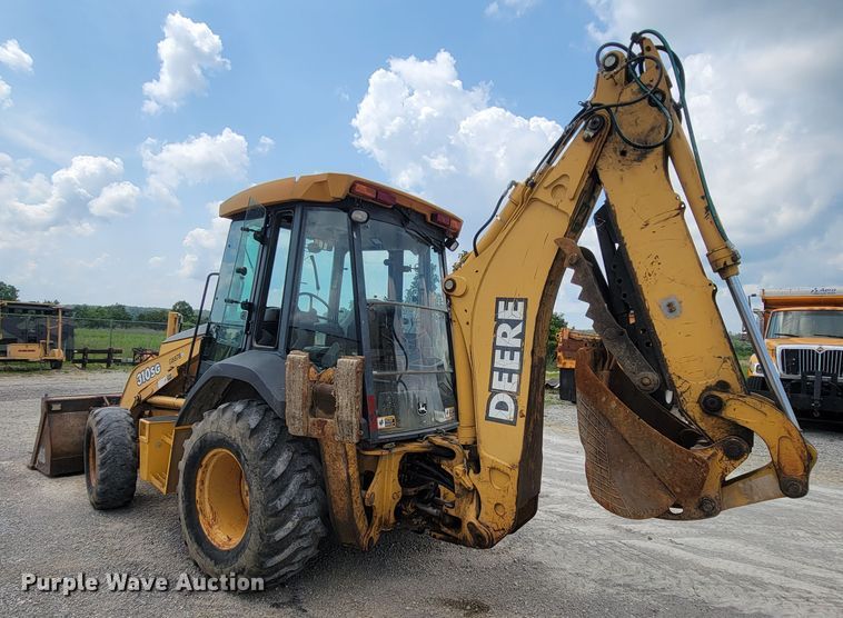 image for item IF9961 John Deere 310SG  backhoe