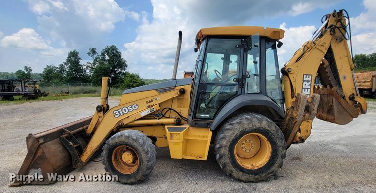 image for item IF9961 John Deere 310SG  backhoe