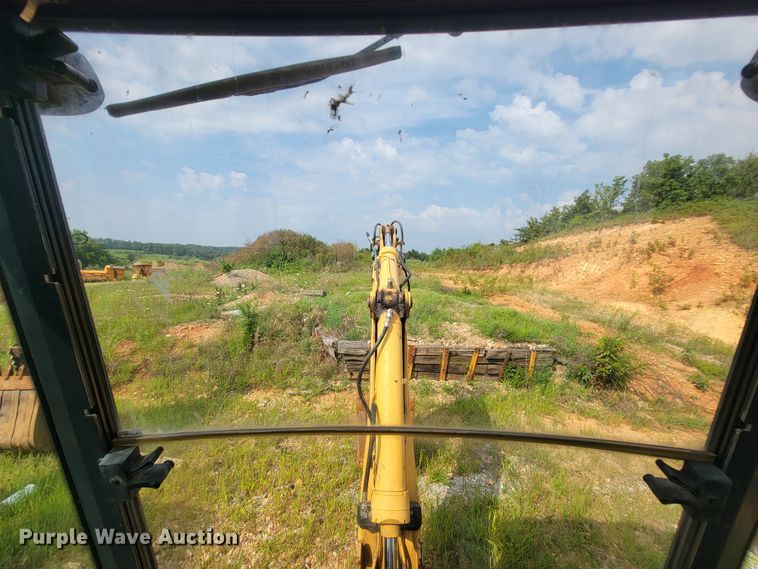 image for item IF9961 John Deere 310SG  backhoe